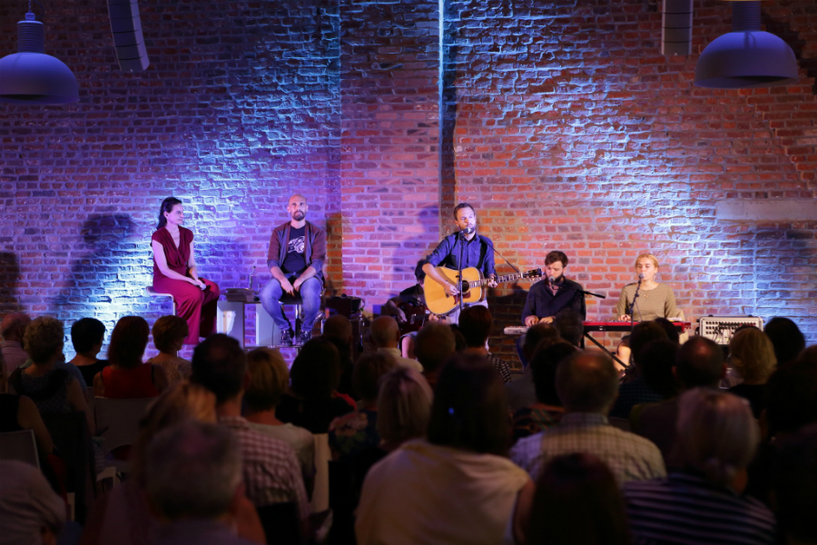 Luyten, Benali en Bonfire Lakes zorgden voor een perfecte voorstelling - 14 augustus 2015 - foto: Tuur Vanthoor