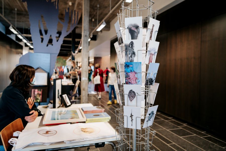ZiZ 2021 Hasselt / Marktje illustratoren en boekenstand © Boumediene Belbachir