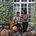 Annabelle Van Nieuwenhuyse met Kris Dane over zijn muzikale verleden - 23 augustus 2016 - foto: Danny Claes
