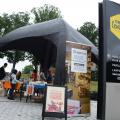 De boekenstand werd broederlijk gedeeld door Standaard Boekhandel en Malpertuis - 18 augustus 2019 - foto: Jan Colla